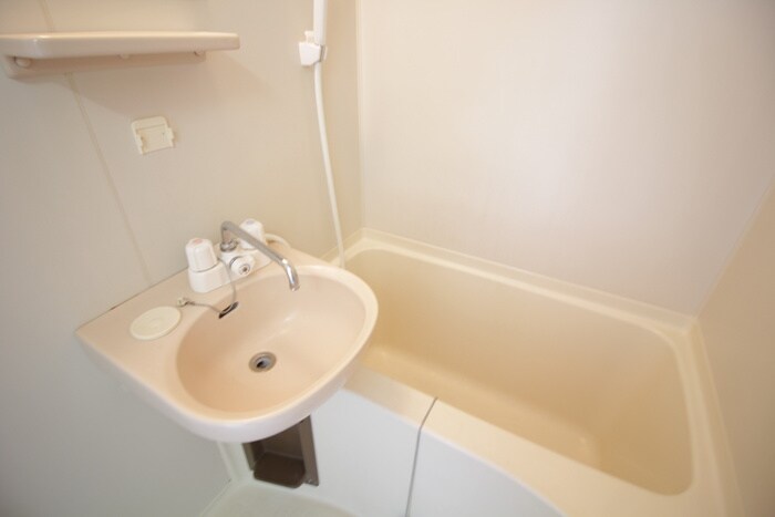 ハイネスＡの物件内観写真