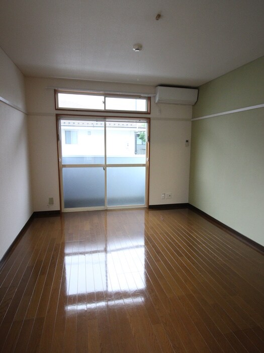 ハイネスＡの物件内観写真