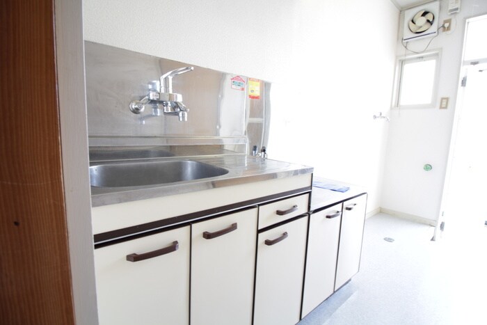 ハイネスＡの物件内観写真