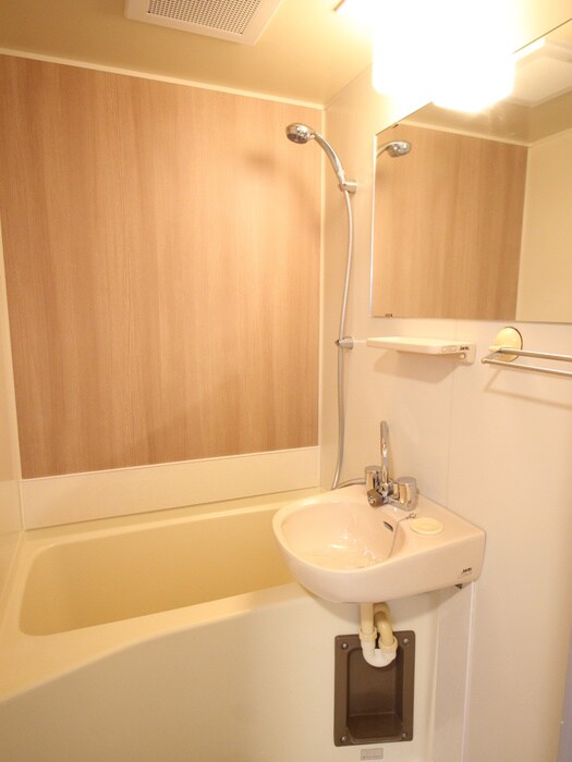 ハイネスＡの物件内観写真