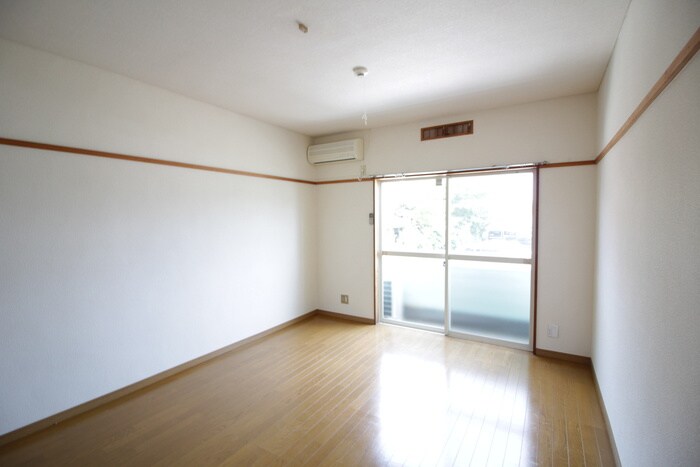 ハイネスＡの物件内観写真