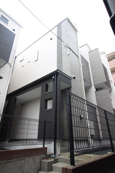 BLOSSOMの物件外観写真