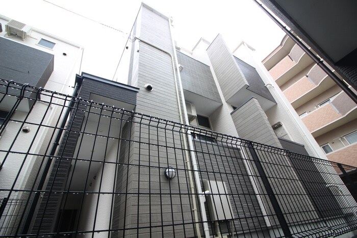 BLOSSOMの物件外観写真