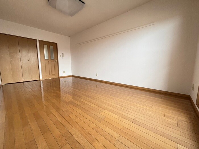 上杉五番館の物件内観写真