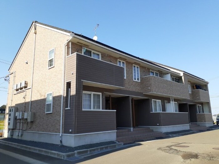 ストロベリーハウスⅡの物件外観写真