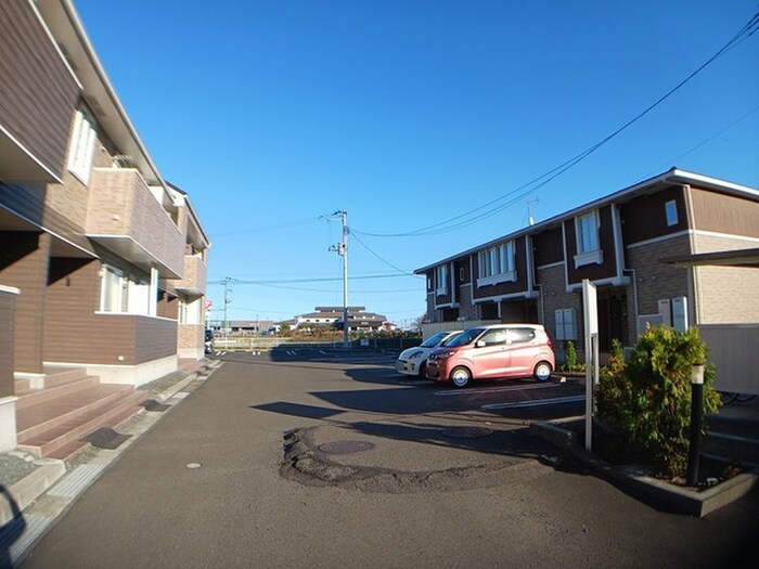 ストロベリーハウスⅡの物件外観写真