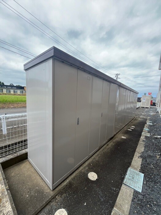 ストロベリーハウスⅡの物件外観写真