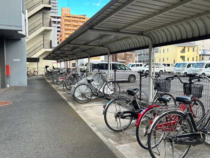 アニバ－サリ－第九木町通の物件外観写真