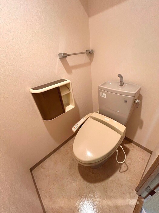 アニバ－サリ－第九木町通の物件内観写真