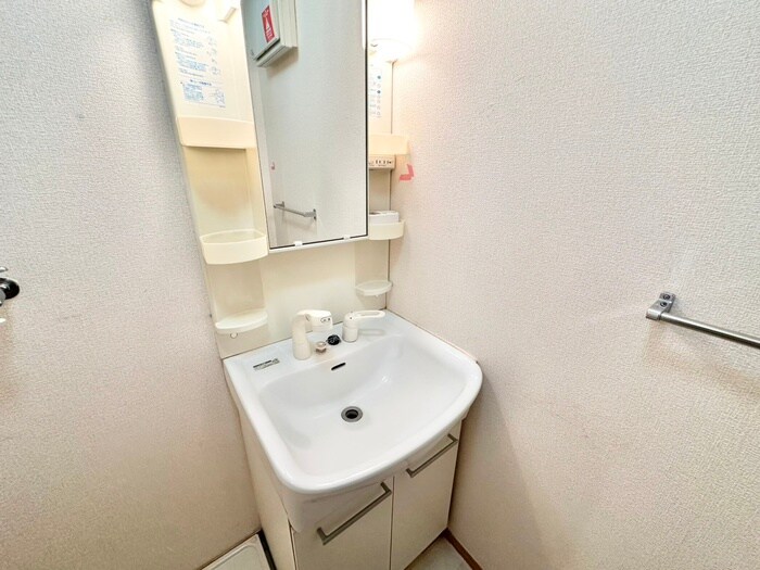 フラワ－タウン八木山の物件内観写真