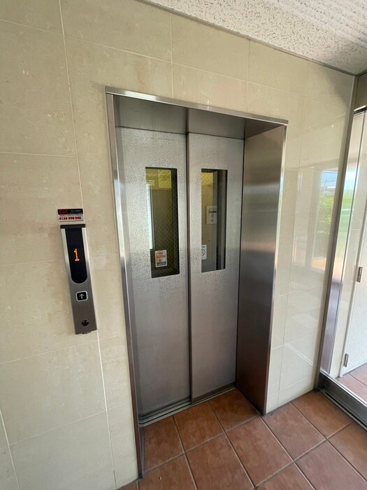 サンヴァ－リオ富沢東の物件外観写真