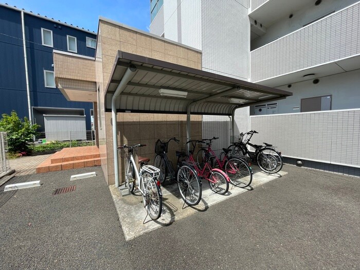 サンヴァ－リオ富沢東の物件外観写真