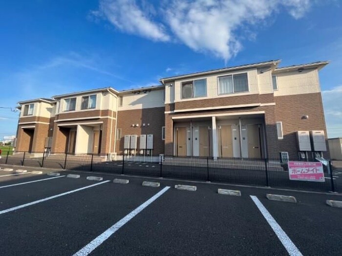 サンセットヒル東郷C棟の物件外観写真