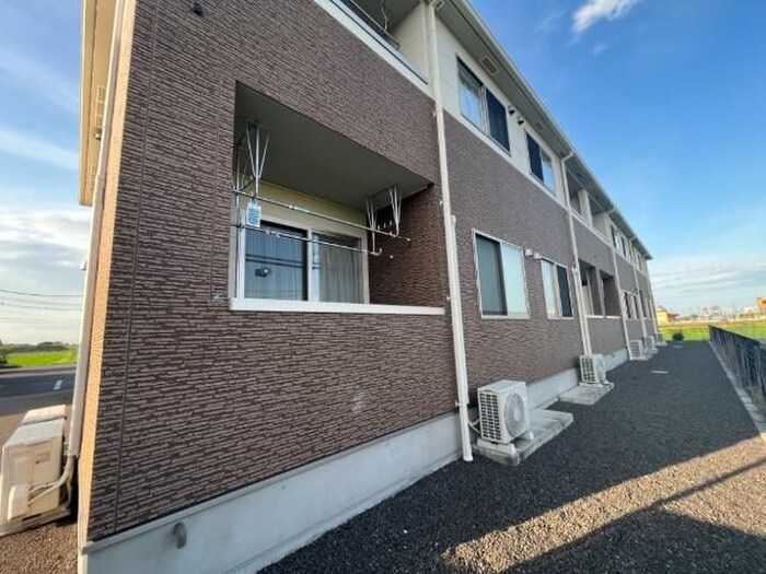 サンセットヒル東郷C棟の物件外観写真