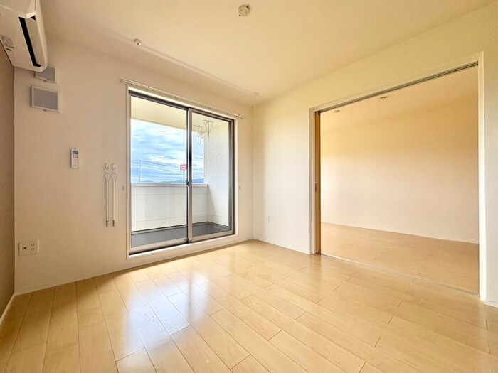 サンセットヒル東郷C棟の物件内観写真