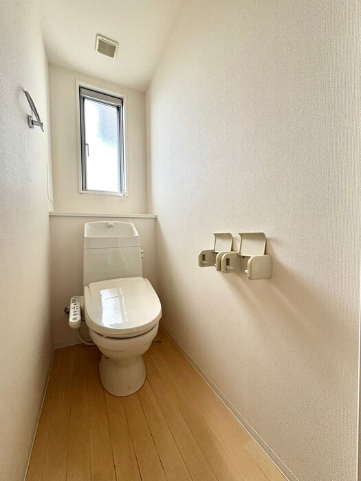 サンセットヒル東郷C棟の物件内観写真