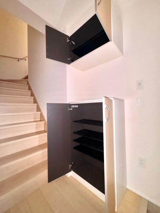 サンセットヒル東郷C棟の物件内観写真