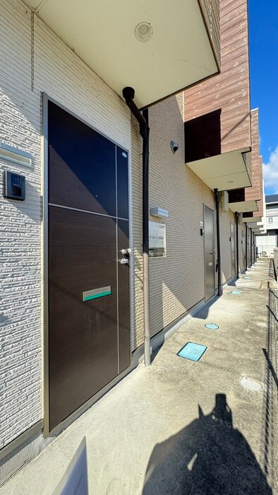 ラ・ネージュ河原町の物件外観写真