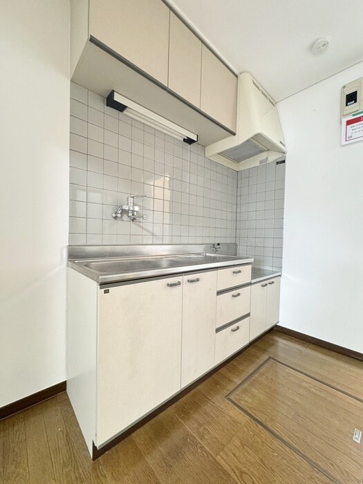 パークインサバトの物件内観写真