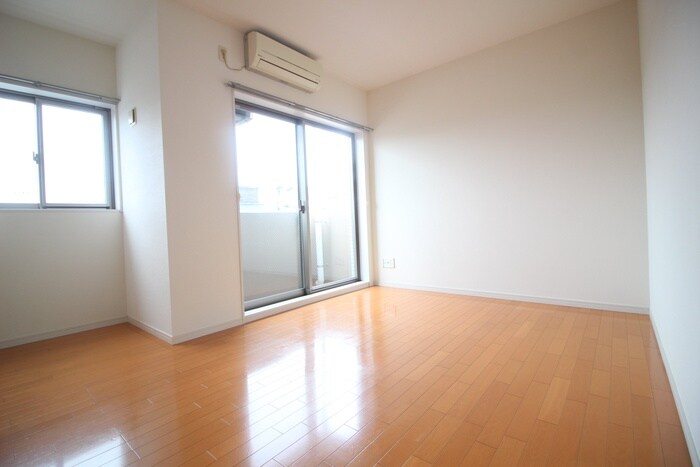 東仙台レジデンス弐番館の物件内観写真