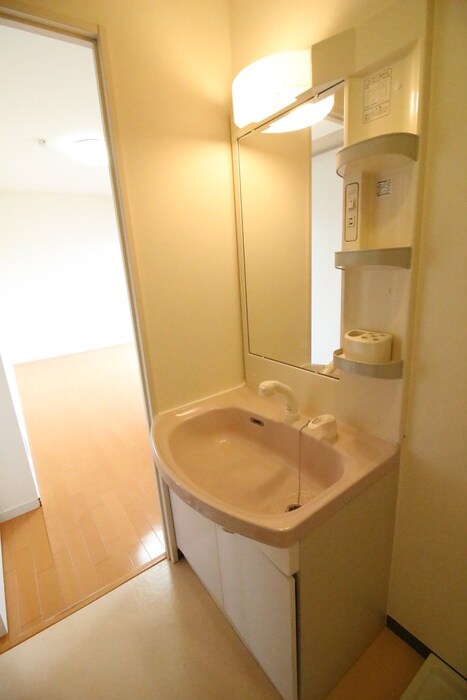 東仙台レジデンス弐番館の物件内観写真