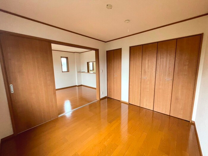 ラグジュアリーの物件内観写真