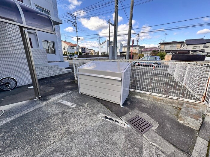 ファミールあやしの物件外観写真