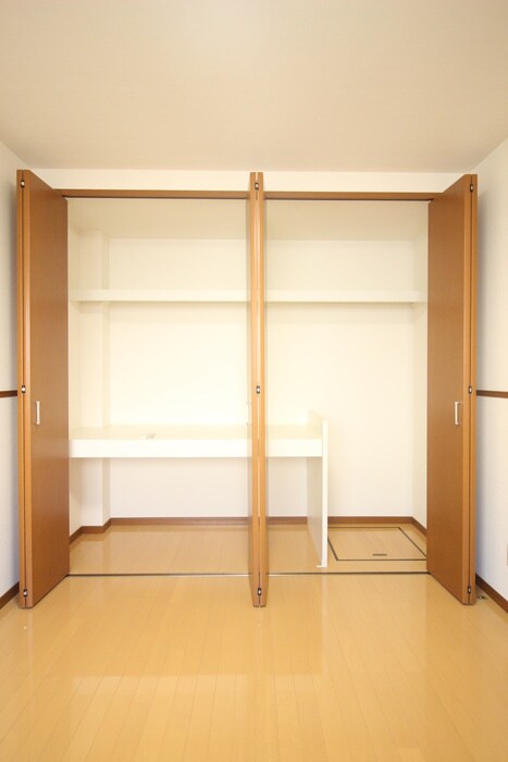 アルコイリスⅠ番館の物件内観写真