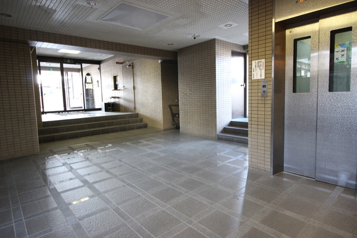 グレイスハイツ長町の物件外観写真