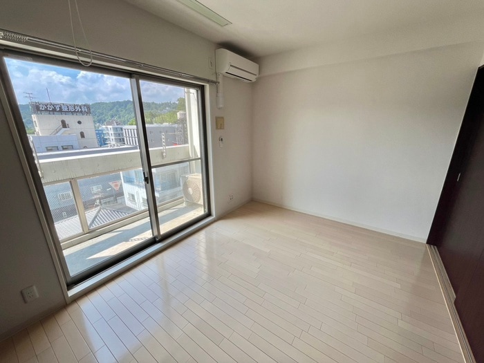 ヴィア－レ八幡三丁目の物件内観写真