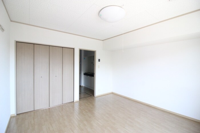 シーマンズの物件内観写真