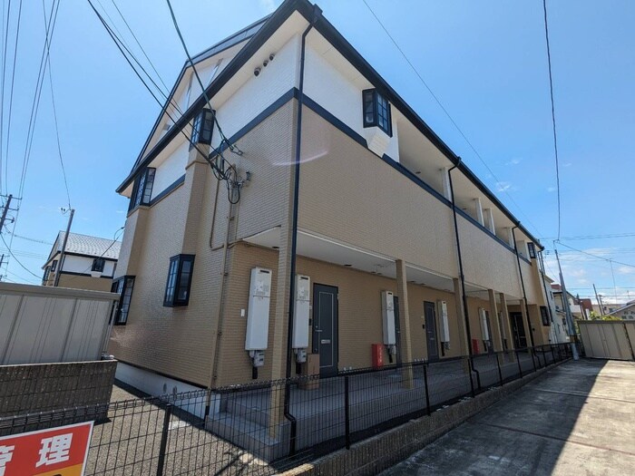 エストメルベーユ荒井Ⅰの物件外観写真