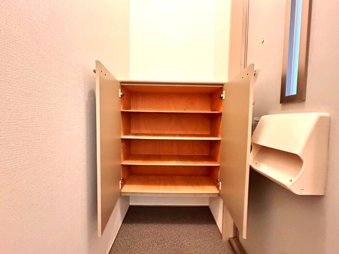 ロイヤルガーデン愛子Aの物件内観写真