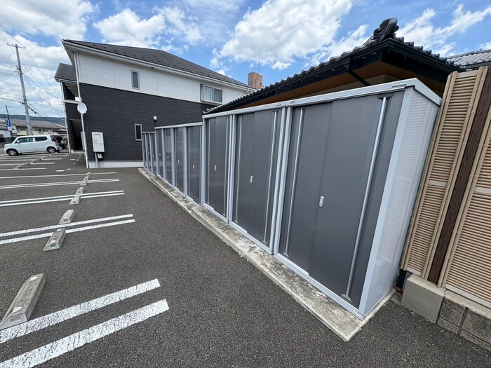 クレイドル栗生の物件外観写真