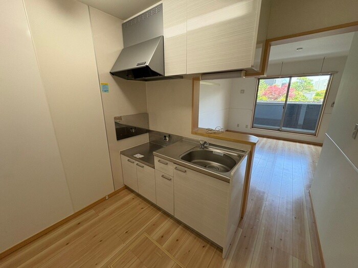 クレイドル栗生の物件内観写真