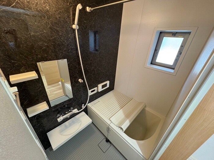 クレイドル栗生の物件内観写真