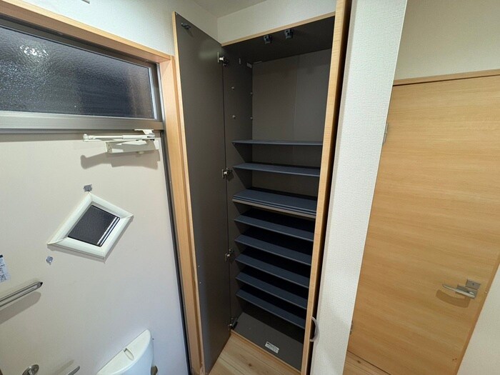 クレイドル栗生の物件内観写真