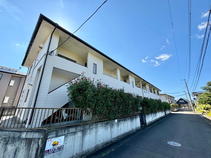 栗生コーポB棟の物件外観写真