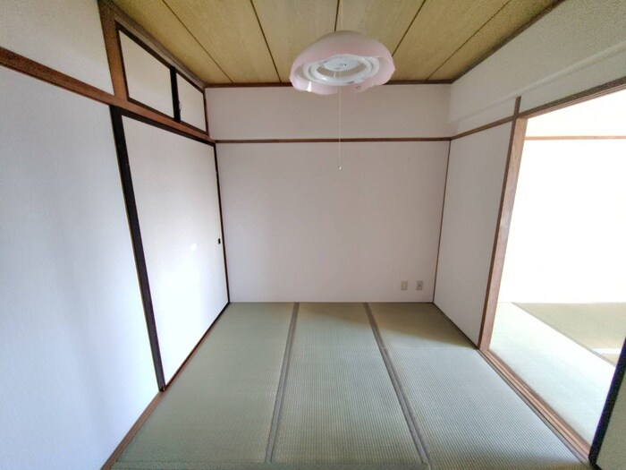 成田ハイツの物件内観写真