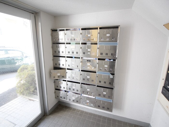 グランドールハマユー台原の物件外観写真