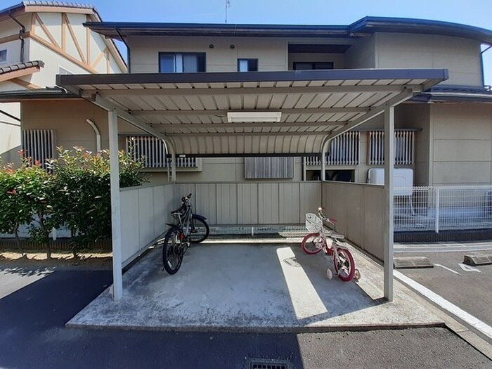 メドン・ド・カルムⅠの物件外観写真