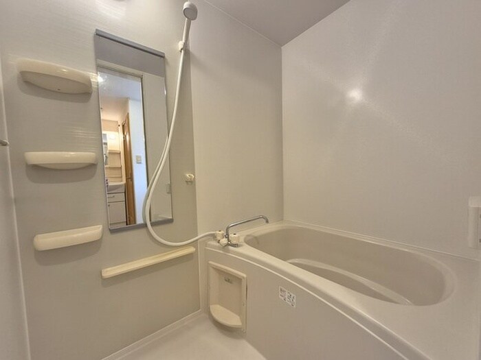 メドン・ド・カルムⅠの物件内観写真