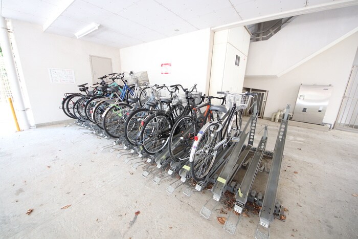 プラウドフラット五橋の物件外観写真