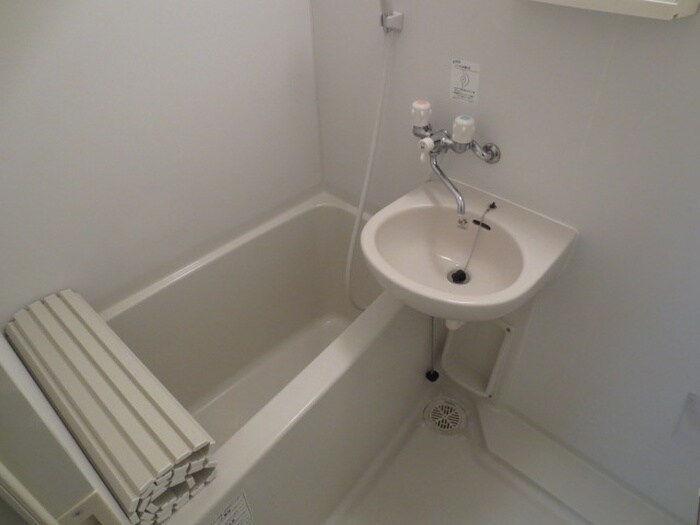 プラウドフラット五橋の物件内観写真