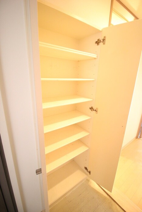 プラウドフラット五橋の物件内観写真