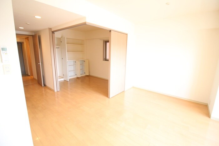 プラウドフラット五橋の物件内観写真