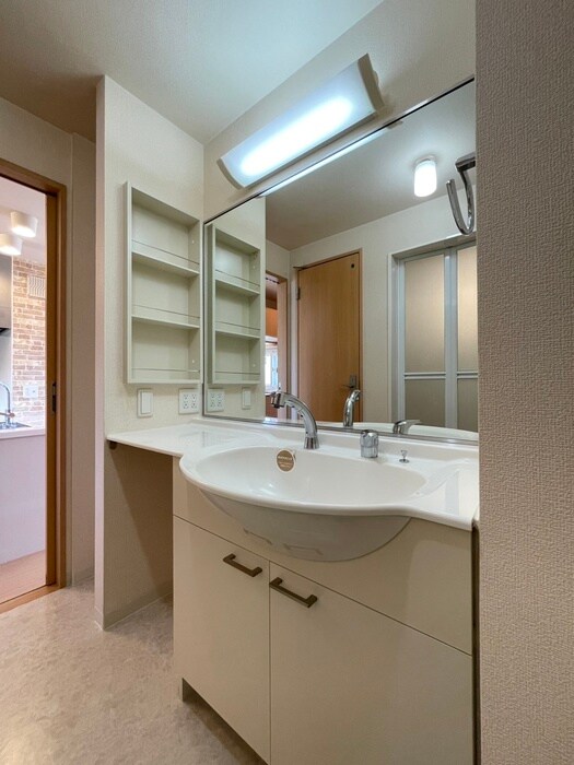 Ｄ－ｒｏｏｍ伝上山の物件内観写真