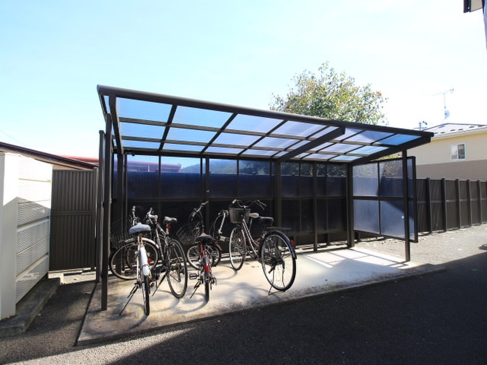 エスポワ－ルコマツⅡＢ館の物件外観写真