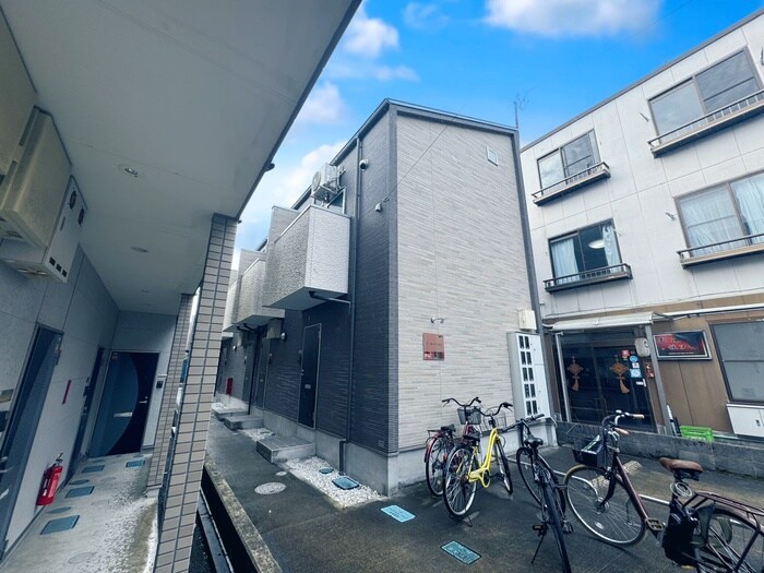 ラ・カーサ　イズミの物件外観写真