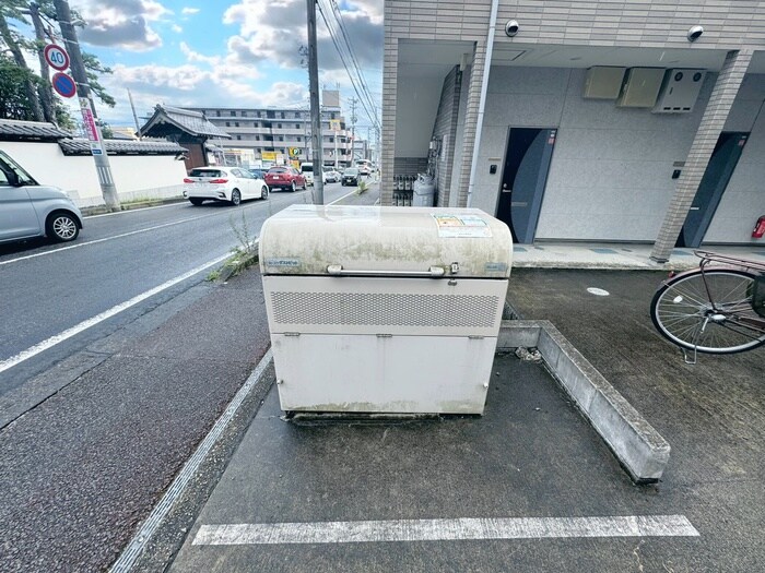 ラ・カーサ　イズミの物件外観写真